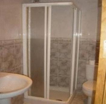 Hostal Emilio Barajas Мадрид Екстериор снимка